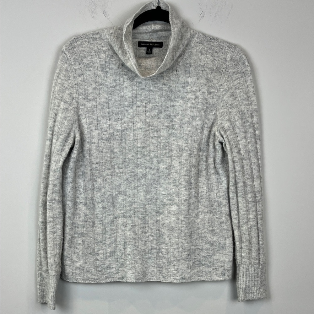 Banana Republic Wool Light Heather Gray Cream Cowl Neck Sweater Women's Small